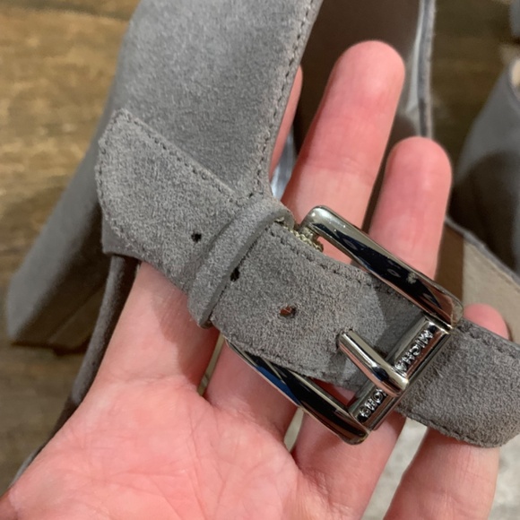 Michael Kors-Suede Pumps - Picture 5 of 12